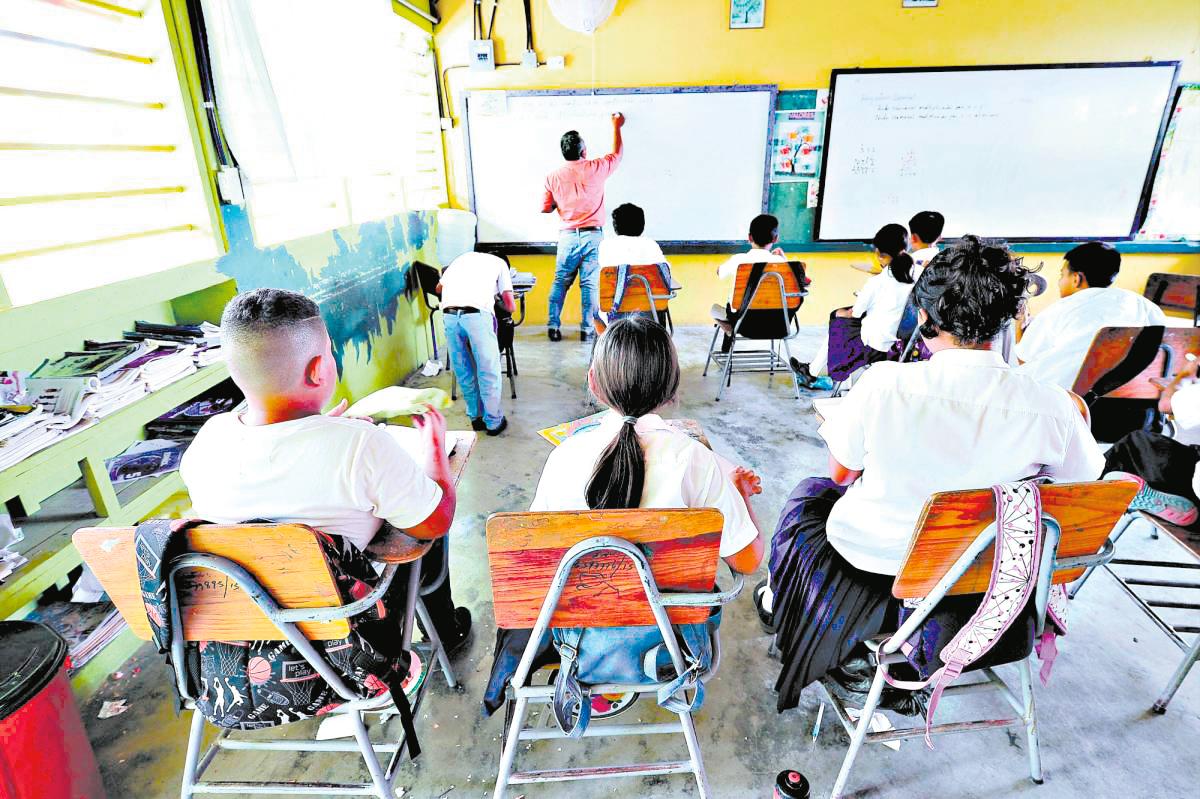 Más de 68,000 alumnos se aplazaron en la segunda recuperación