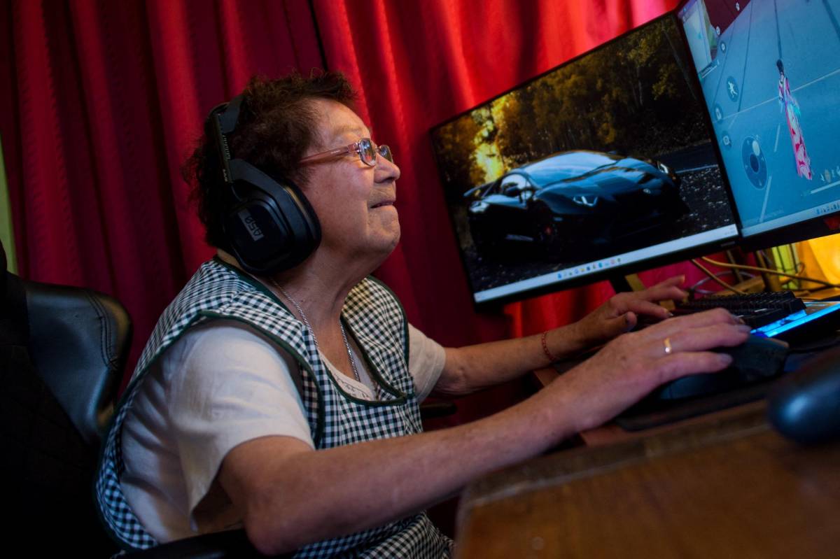 La abuela que se volvió gamer para superar la pérdida de su esposo