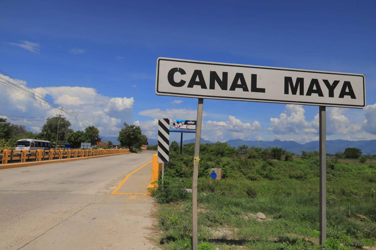 En el canal Maya todavía no arranca el mantenimiento.