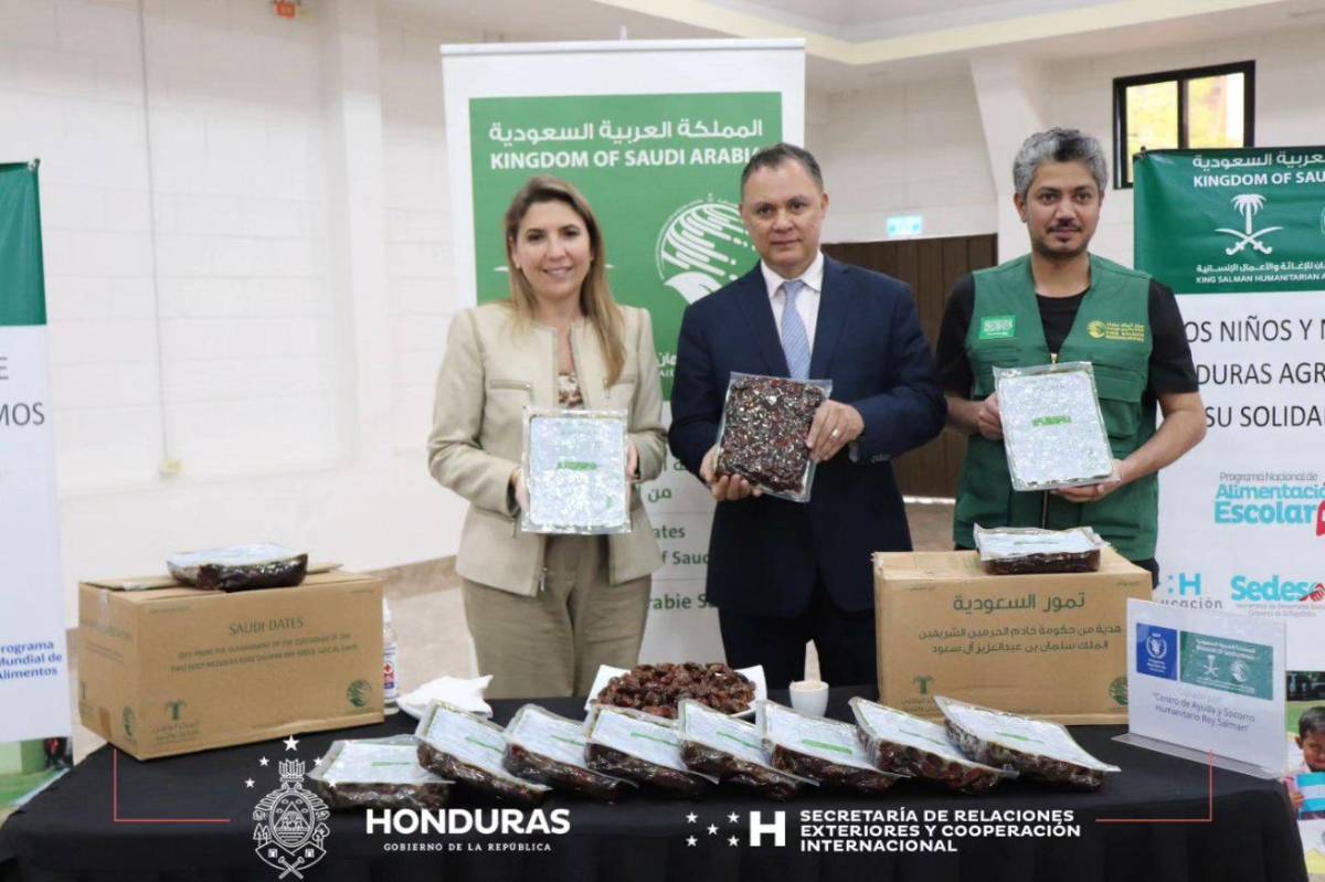 Arabia Saudita dona 100 toneladas de dátiles para niños hondureños