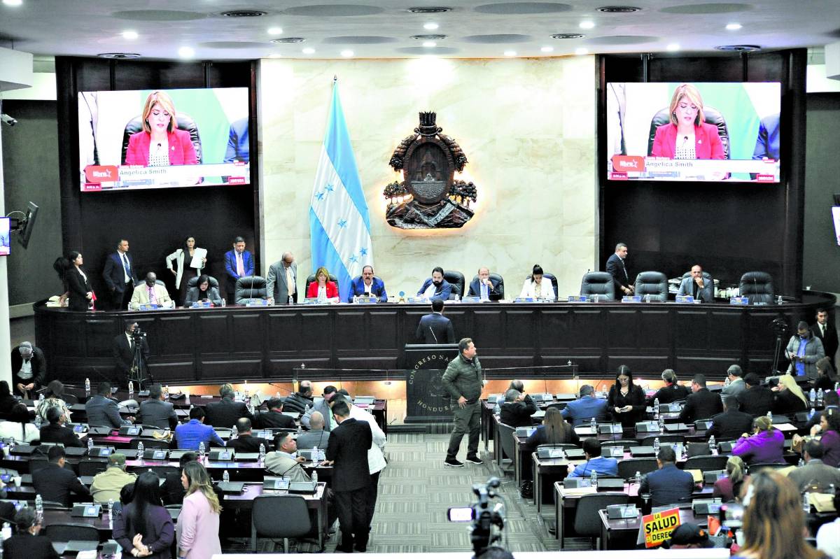 CN aprueba $150 millones para la construcción de tres hospitales