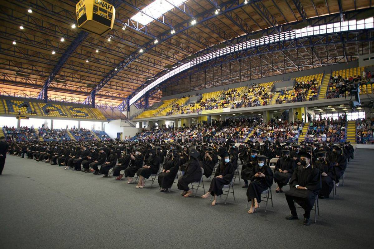 Más de 1,900 estudiantes se graduarán en la UNAH este 21 y 22 de junio