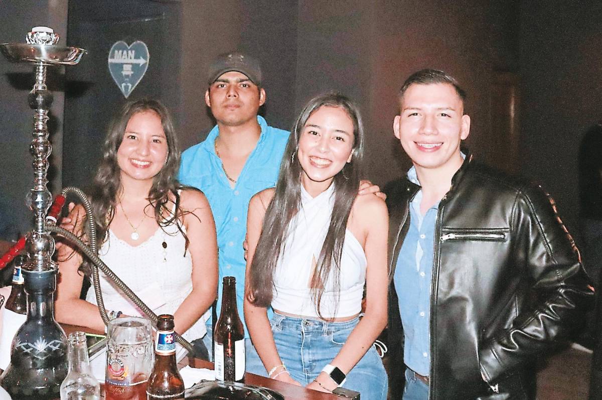 Gran apertura de Inu Bar &amp; Pub, en El Progreso, Yoro
