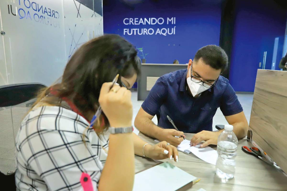 Usaid destina $200 millones en seis programas de empleo y educación