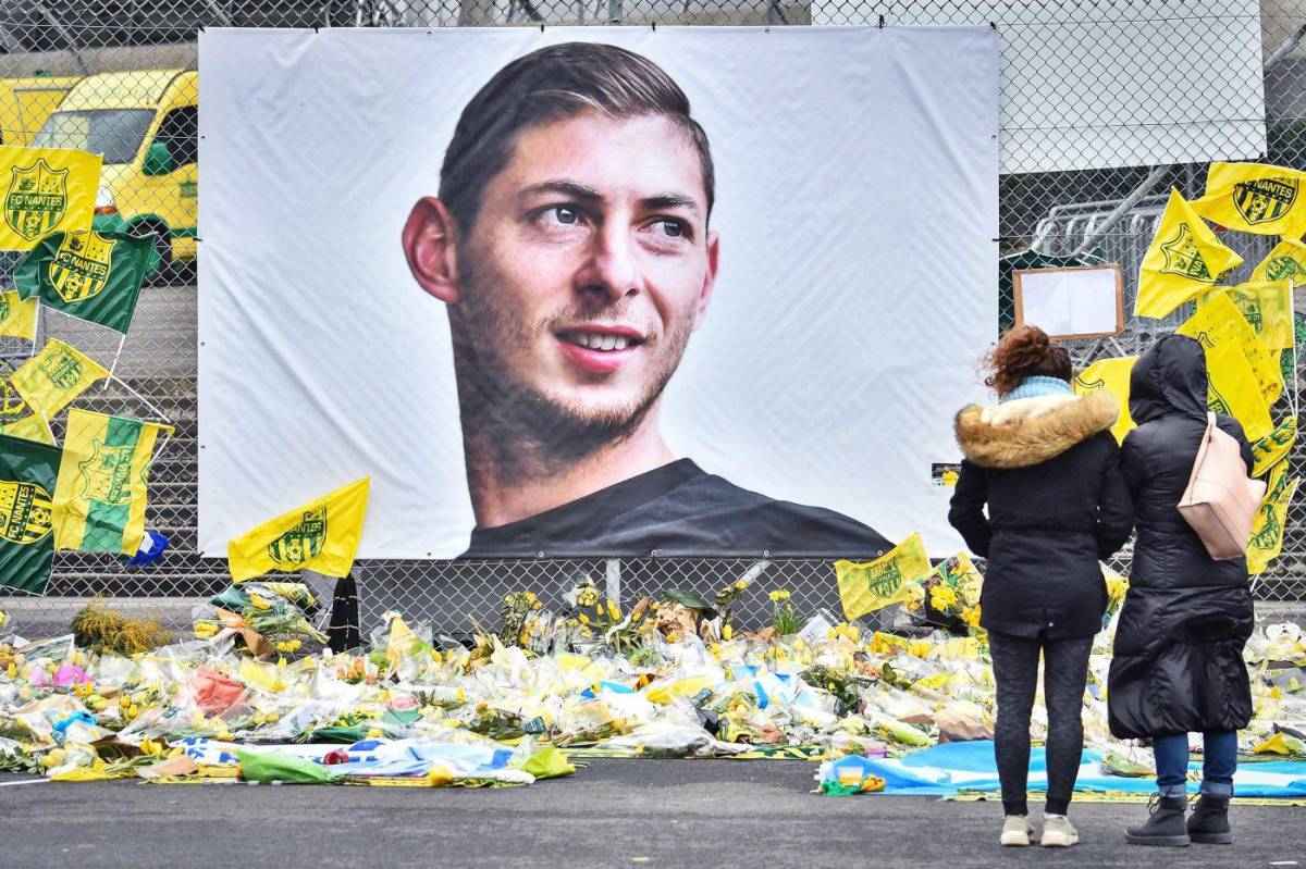 Emiliano Sala sufrió “envenenamiento grave” antes de estrellarse su avión