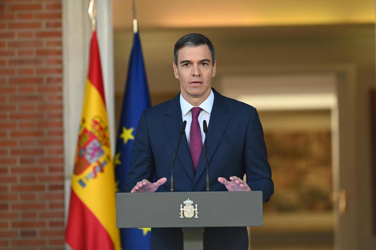 Sánchez decide seguir al frente del Gobierno español “con más fuerza si cabe”