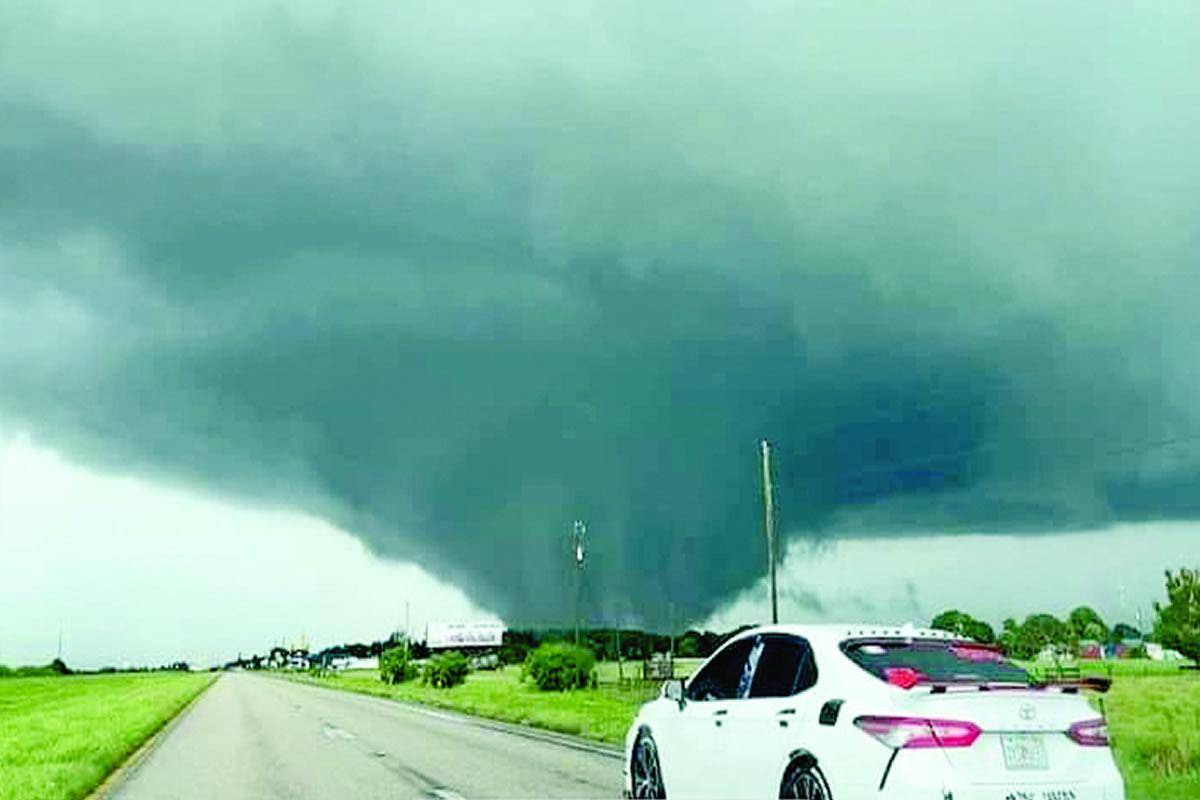 $!A medida se acercaba a Florida y Cuba, Milton dejaba huella.