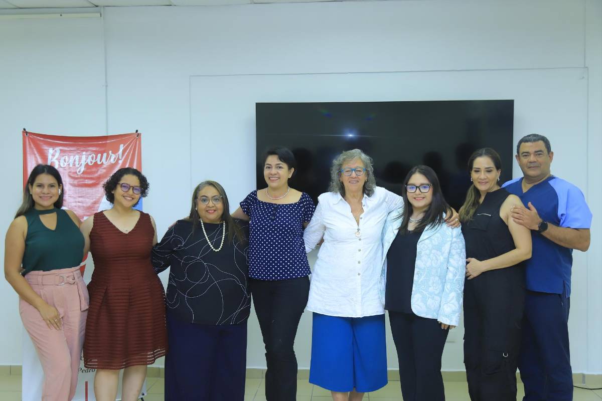 Escritora española Rosa Serra Majem ofrece doble conversatorio en SPS