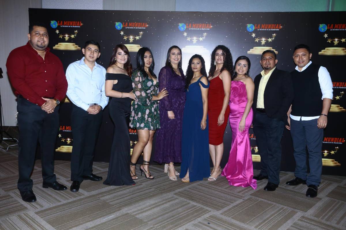 La Mundial comparte la magia navideña