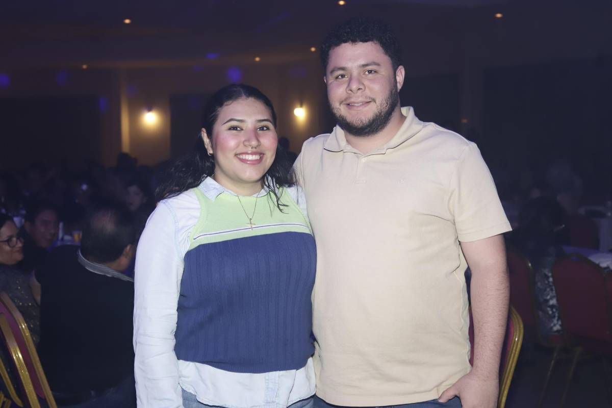 Así disfrutaron los sampedranos el show de Los Iracundos y Germaín de la Fuente