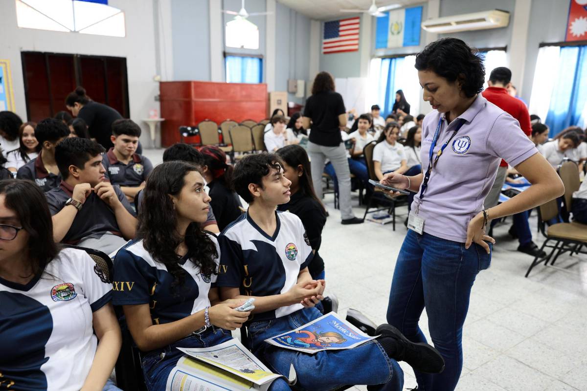 ¿Sabes qué es el síndrome del “fomo”? Te lo explicamos