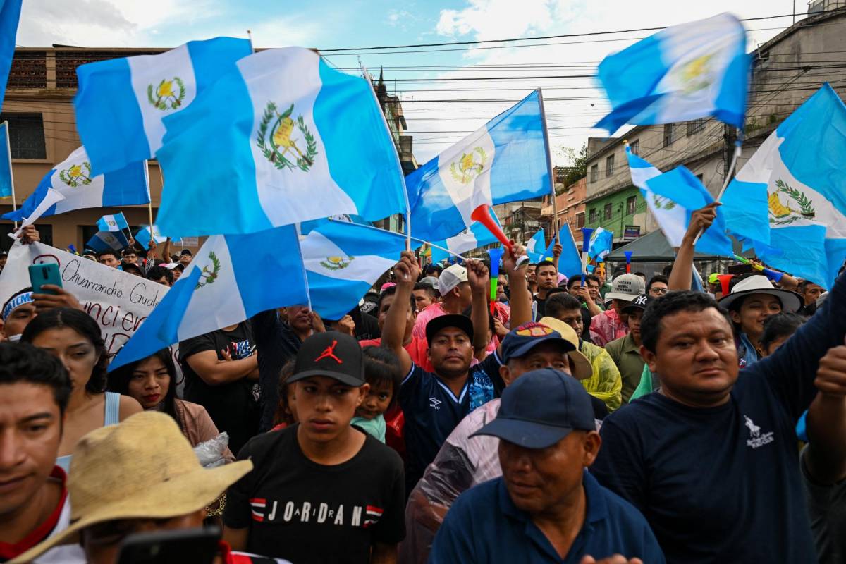 Las protestas se mantienen con fuerza en Guatemala por noveno día consecutivo