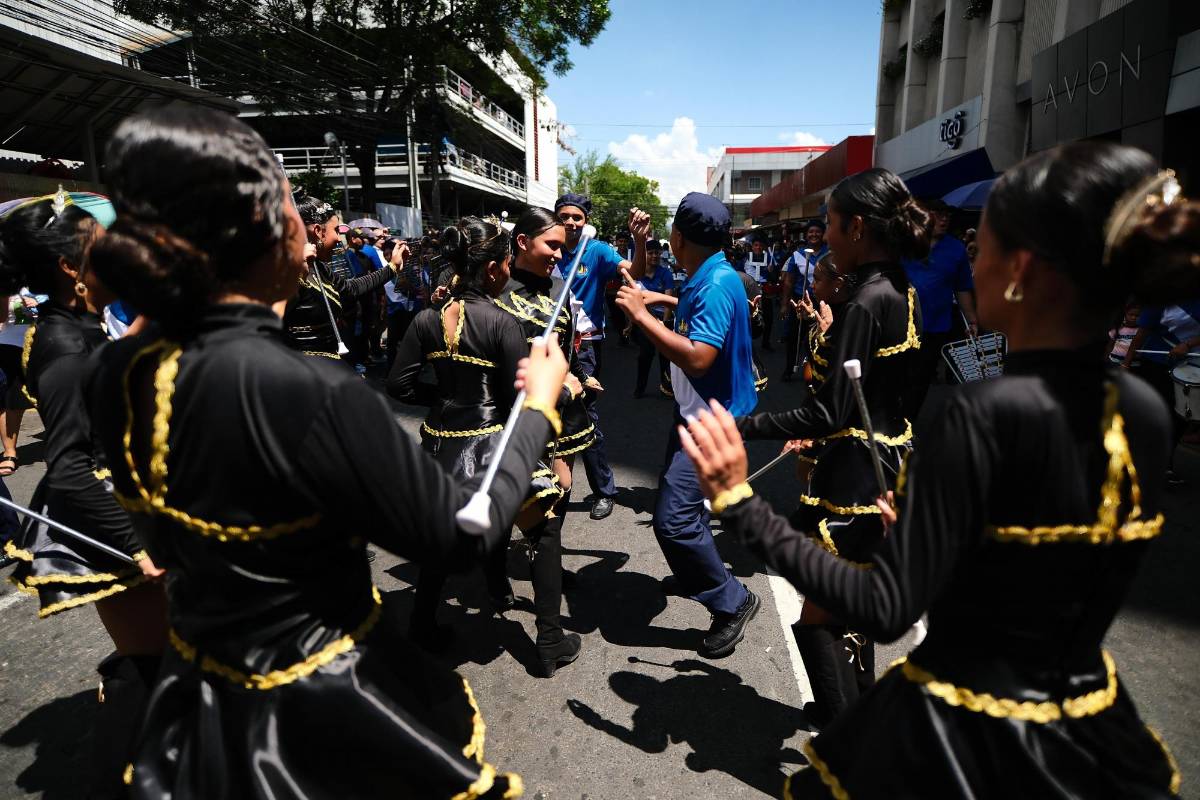 Instituto 1 de Mayo se roba el show en su retorno a los desfiles patrios