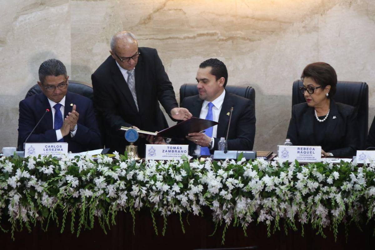 Tomás Zambrano fija agenda legislativa con énfasis en vida, empleo y salud