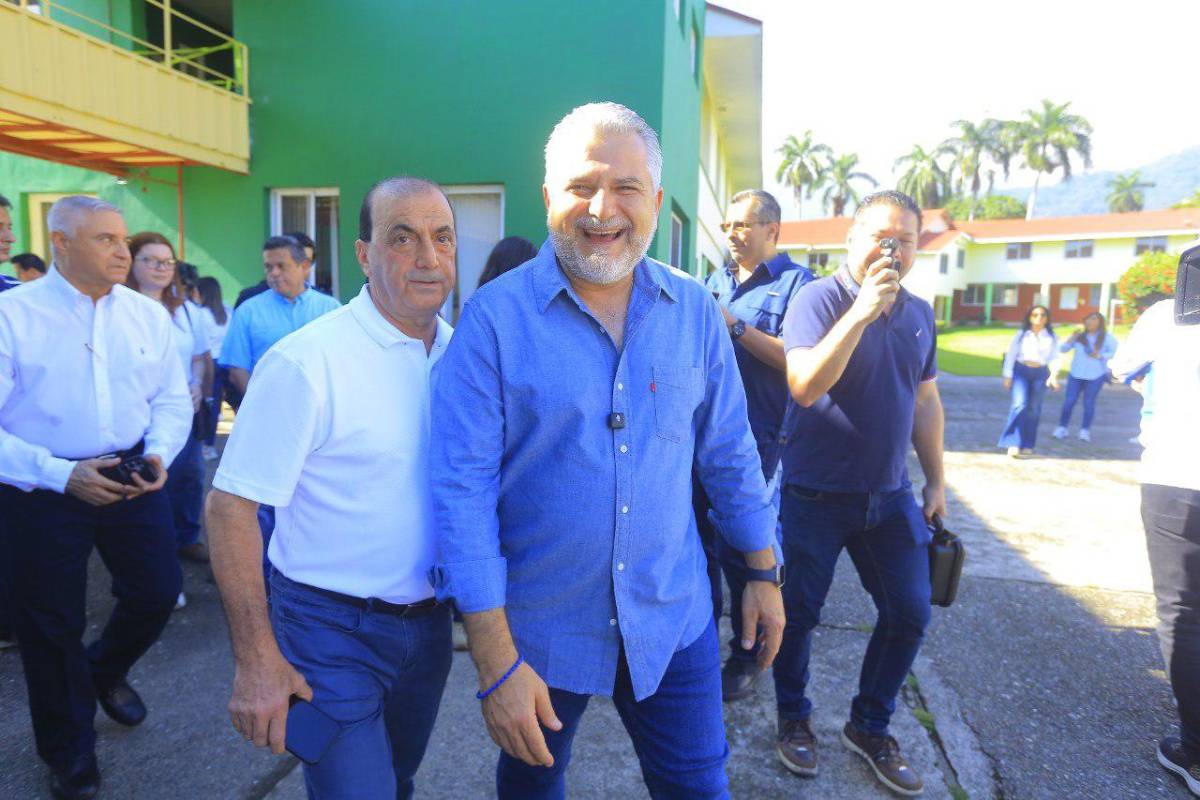 Así votó Junior Burbara, candidato a alcalde por SPS