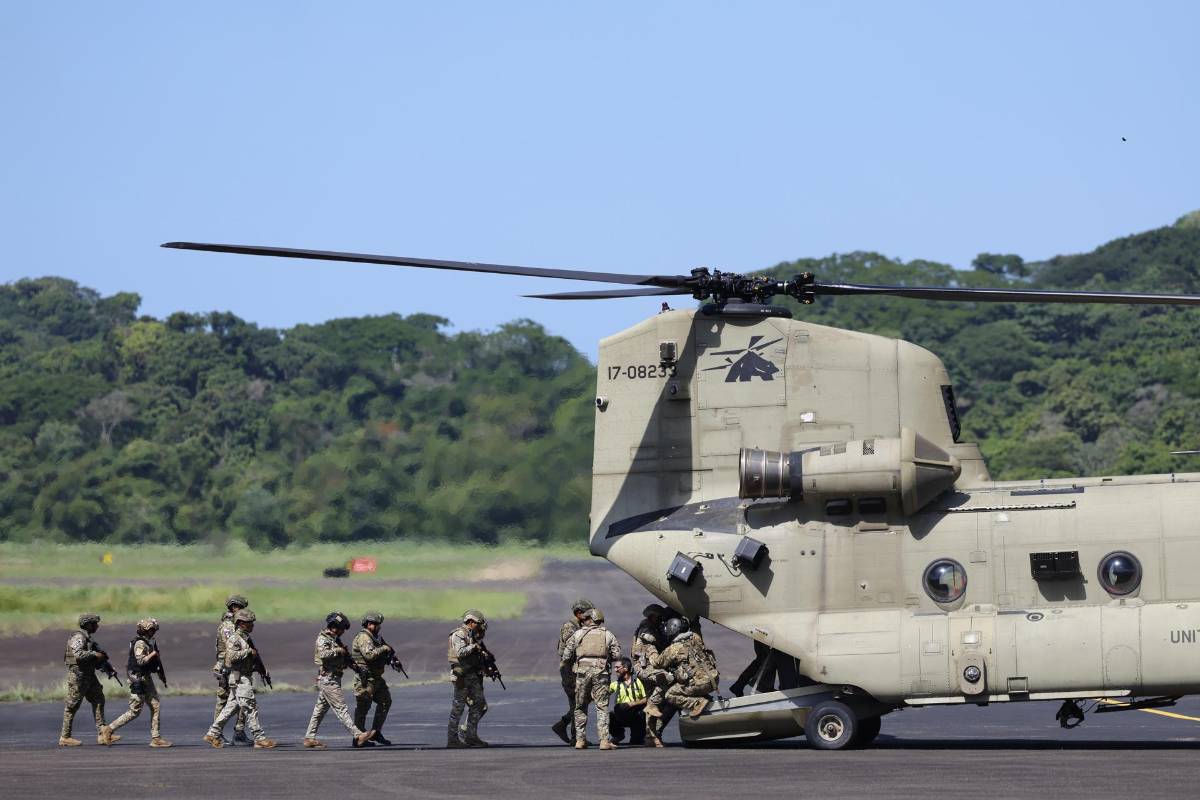 Fuerzas especiales de EEUU y Panamá realizan maniobras para la defensa del Canal