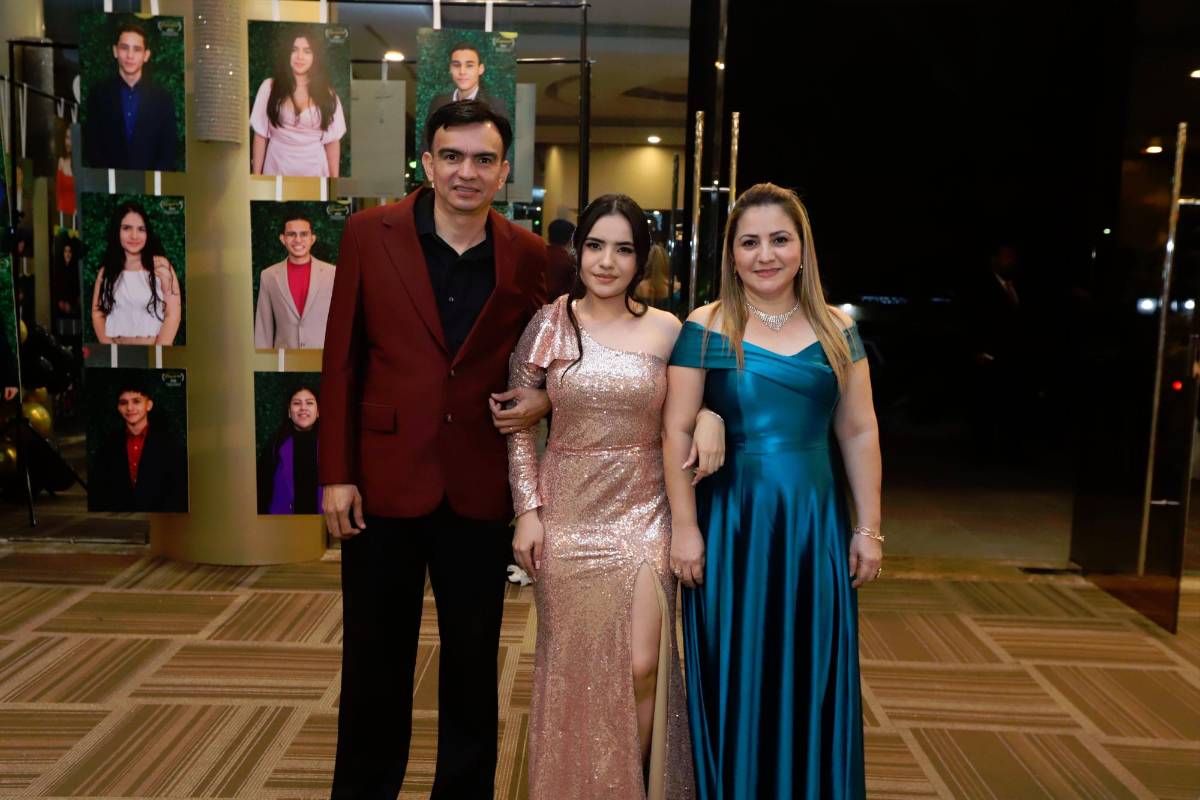 El Instituto Bilingüe Pablo Menzel celebra a sus recién graduados