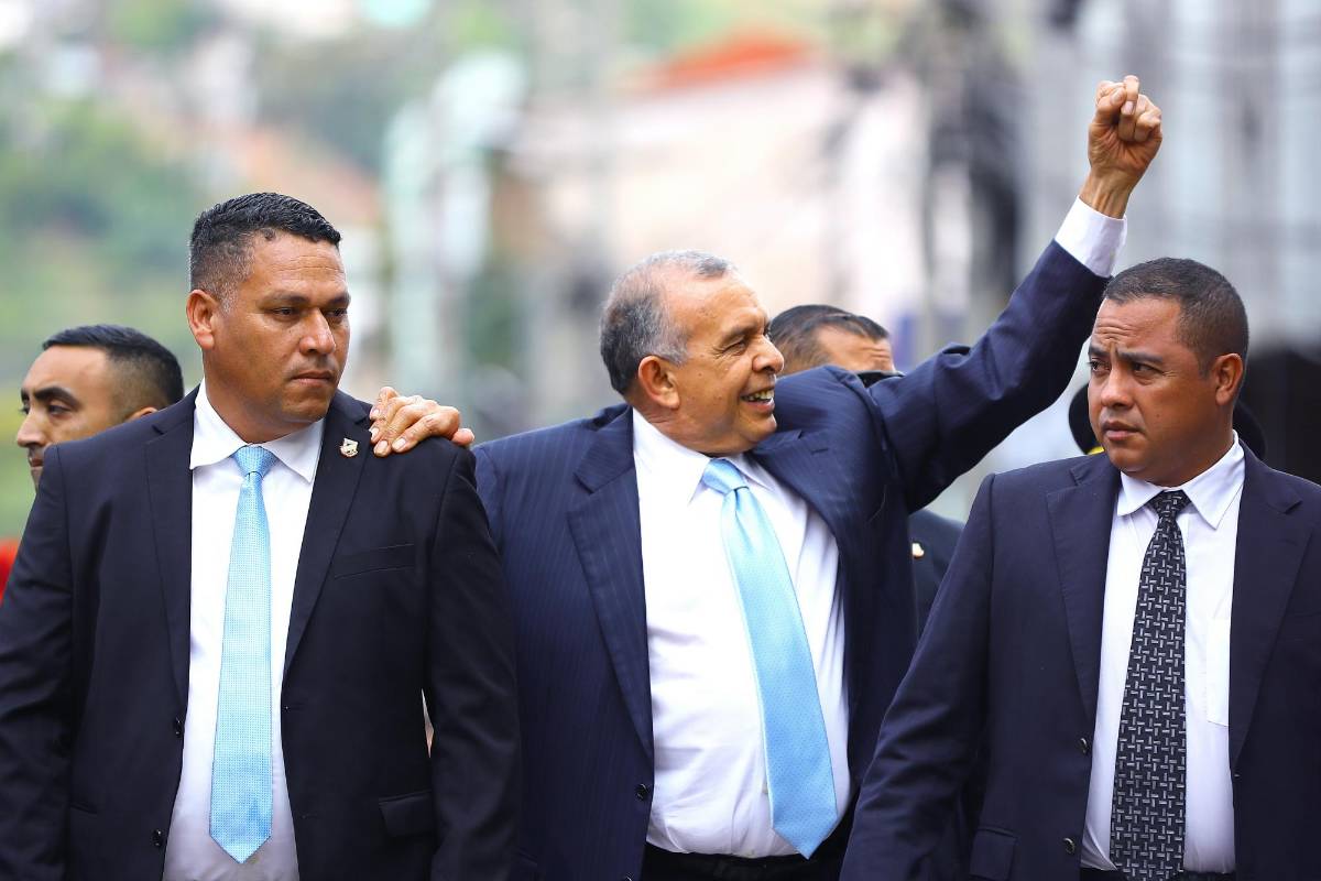 Lo que no se vio: Pepe Lobo y máxima seguridad en toma de posesión de Nasry Asfura