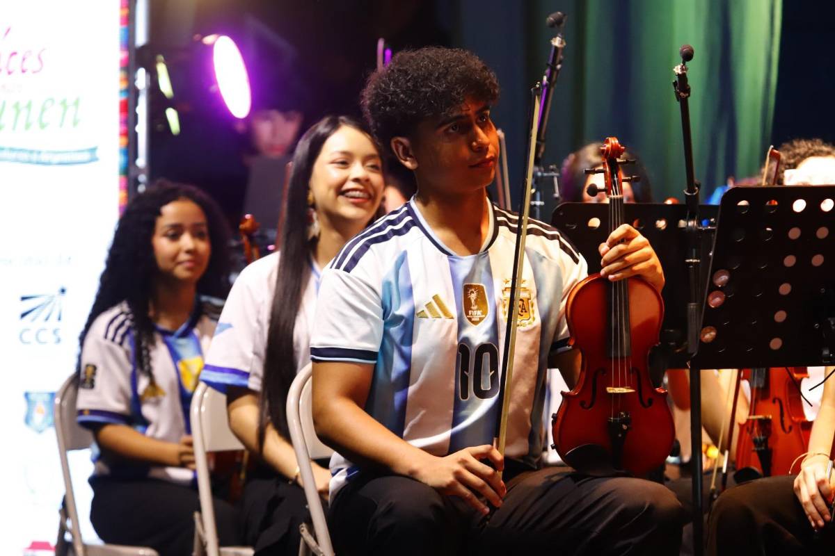 Con música y esperanza, Proyecto Uremu acerca a 40 jóvenes a su sueño internacional