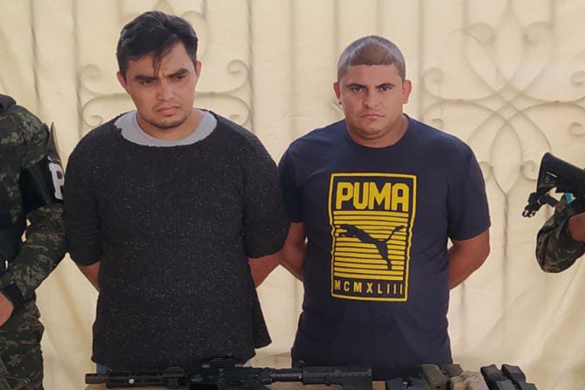 Con armas “exclusivas” caen dos de la banda “El Pelón”