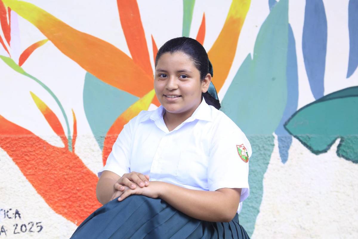Ellas son las seis mejores estudiantes del Instituto Patria de La Lima