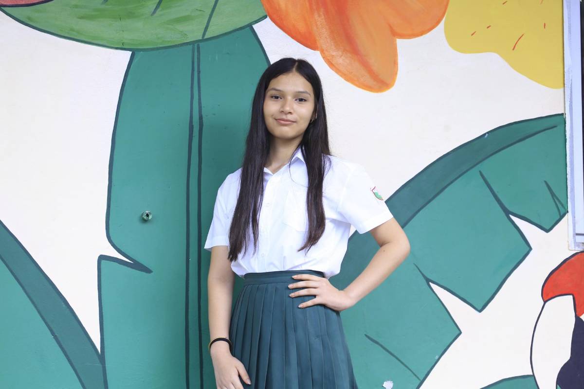 Ellas son las seis mejores estudiantes del Instituto Patria de La Lima