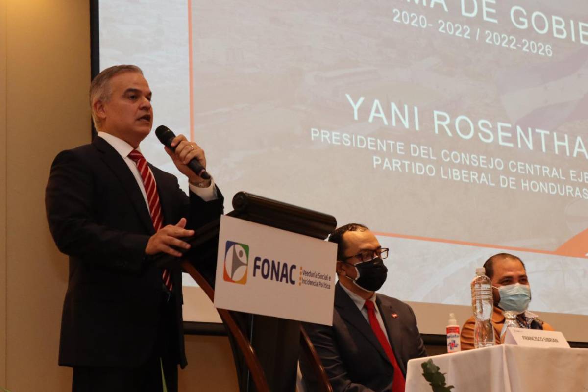 Yani Rosenthal presenta su plan de gobierno ante el Fonac