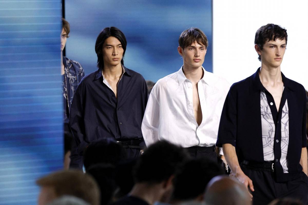 Consejos de vestir según la estatura: Guía para hombres y mujeres