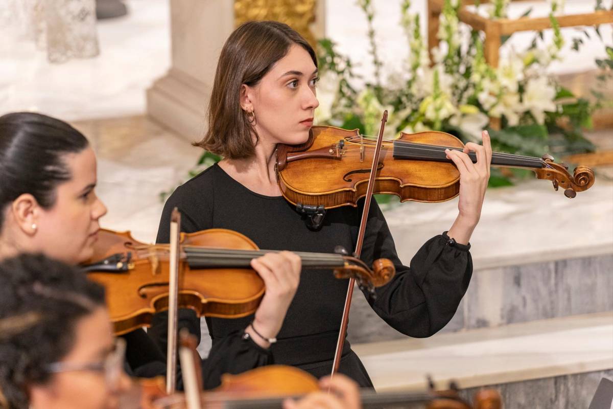 Exitoso debut de la Orquesta Filarmónica de SPS en España