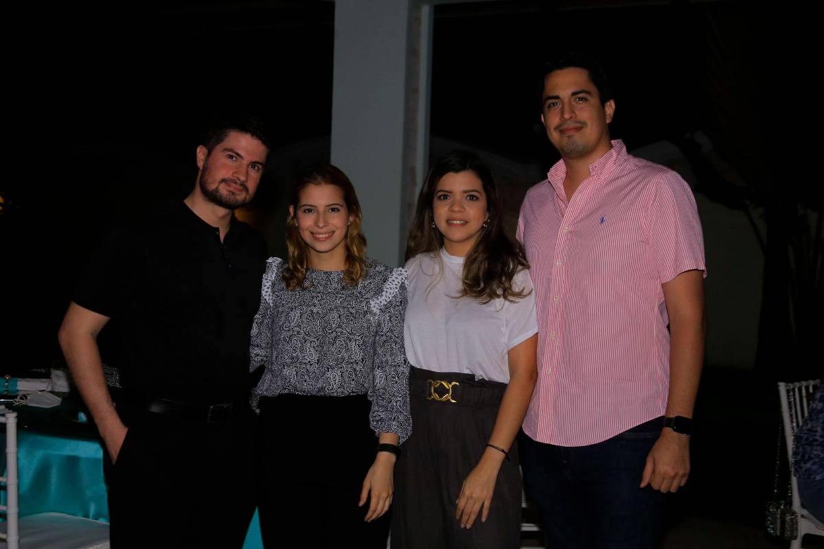 Fiesta en honor a Ruth Valladares Rápalo