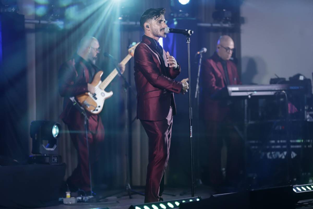 Así disfrutaron los sampedranos el show de Los Iracundos y Germaín de la Fuente