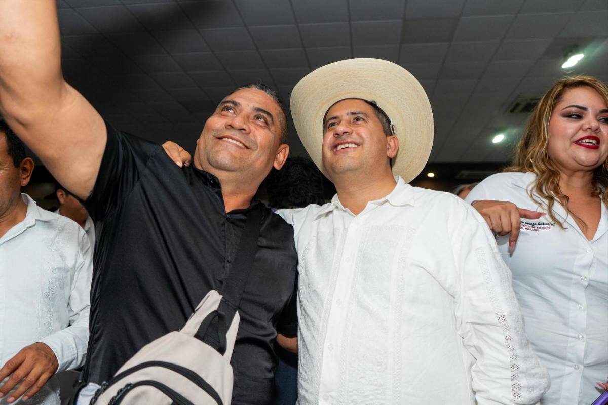 ¿Quién era Carlos Manzo Rodríguez, el alcalde al que llamaban el Bukele mexicano?