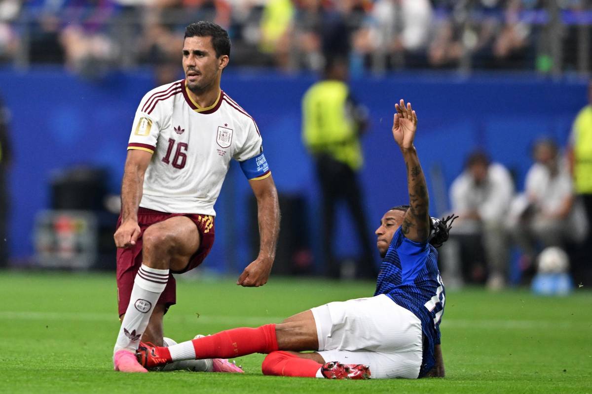 Francia destrozada, España festeja, polémicas de Barton y frustración de Mbappé