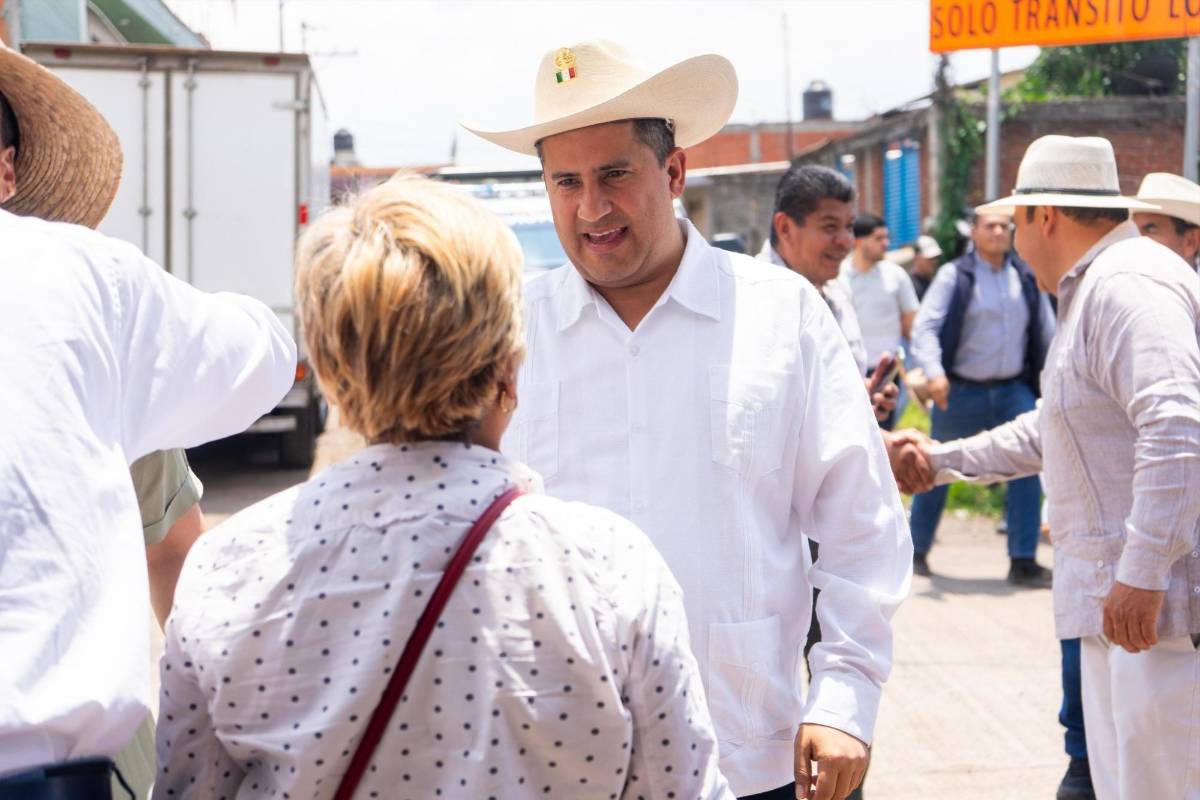 ¿Quién era Carlos Manzo Rodríguez, el alcalde al que llamaban el Bukele mexicano?