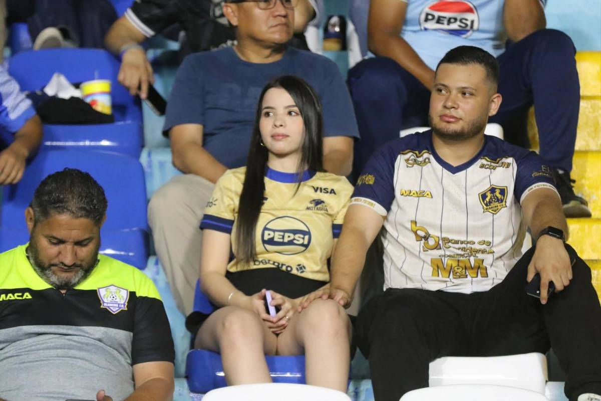 Emilio sorprende con Virginia en el Nacional, fiesta de Motagua y bellezas