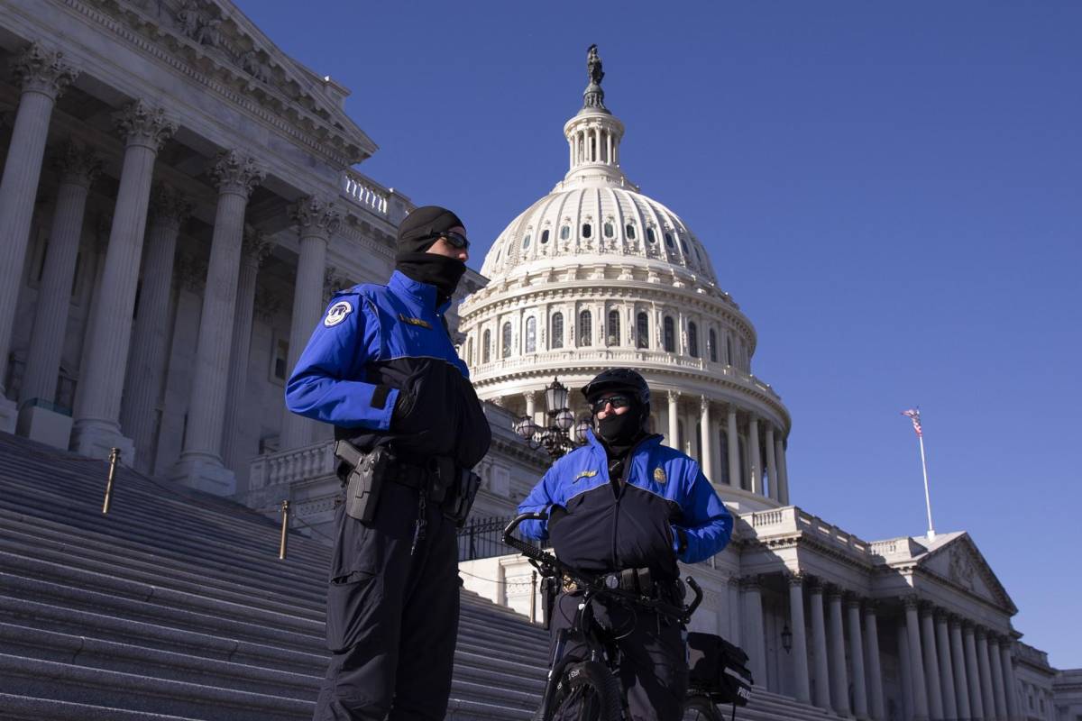 La Policía del Capitolio investiga posibles disparos en el Senado de EEUU