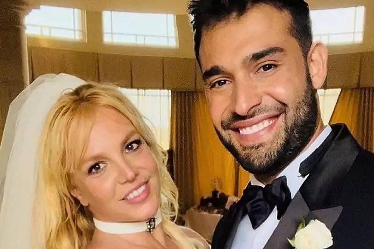 Sam Asghari desmiente problemas maritales con Britney