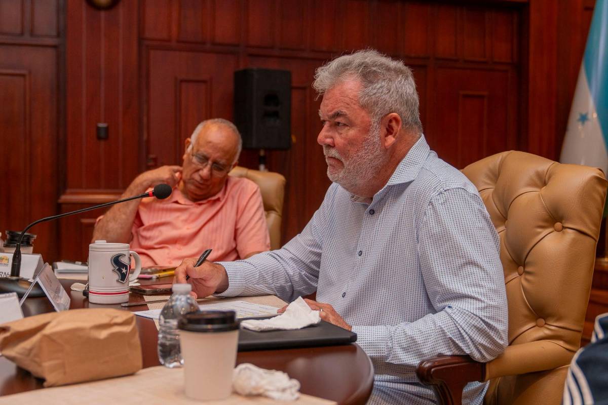 Roberto Contreras anuncia acciones legales contra Miguel Briceño por fuerte acusación