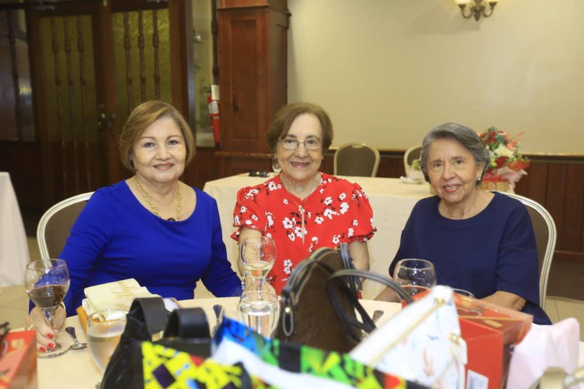 El Club Internacional de Mujeres celebra a la Mamá del Año, en SPS