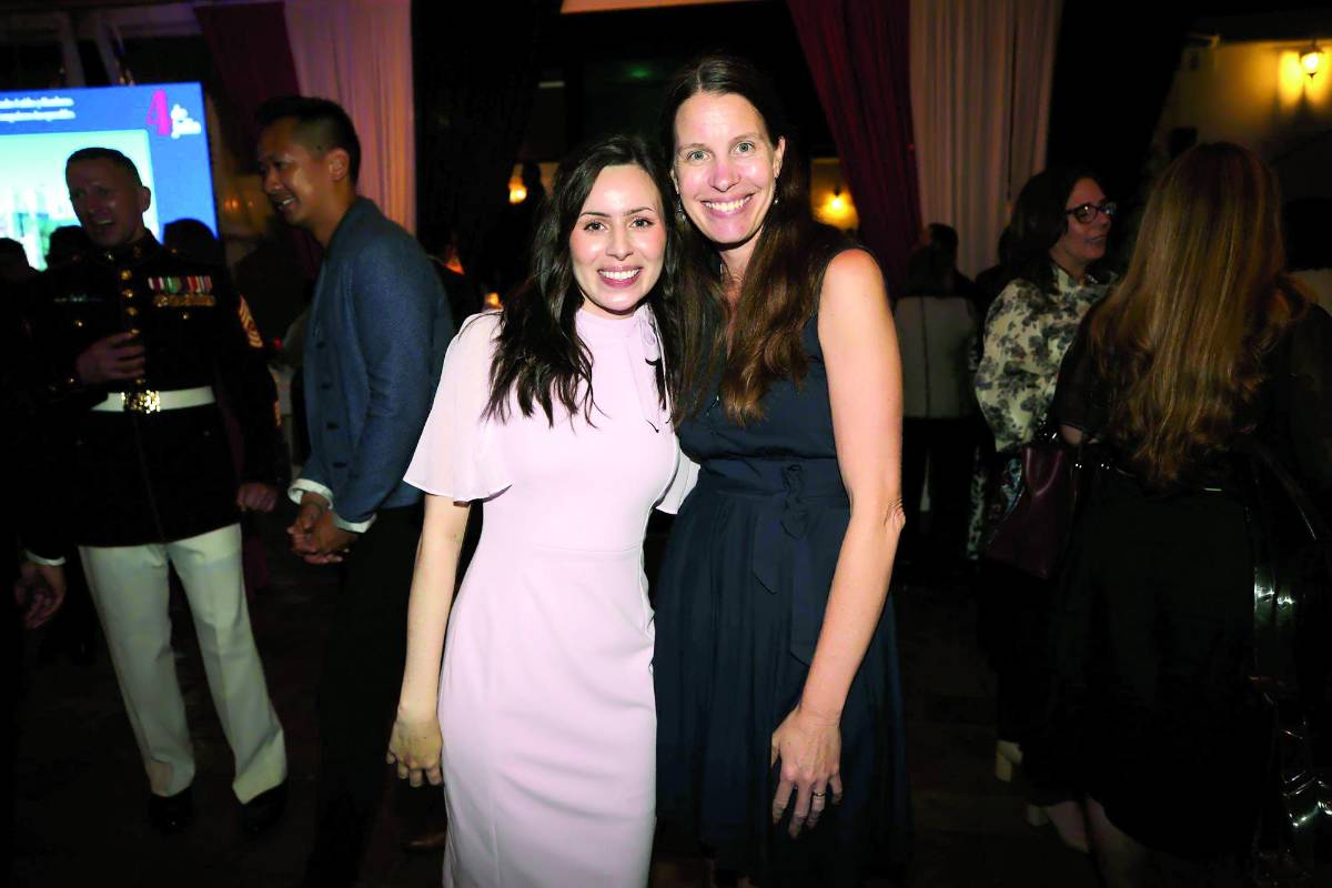 Amanda Fodderie y Jennifer Elksnitis