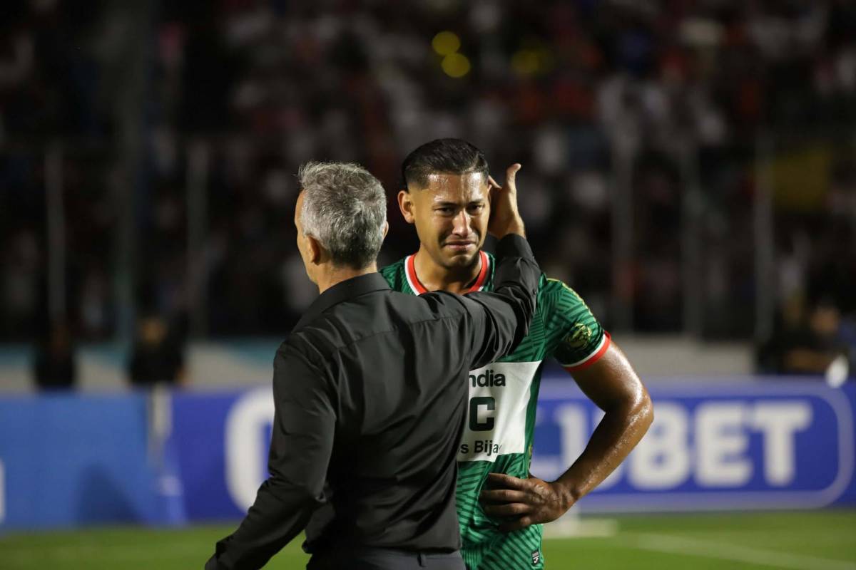 Dolor en Marathón: desgarrador llanto de Messiniti y lo que hicieron tras perder