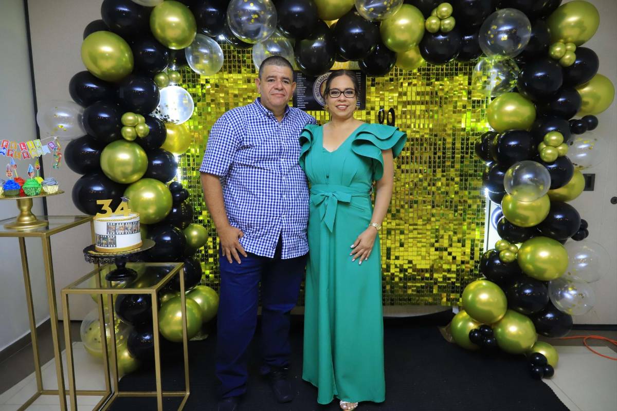 Estudiantes de la Promoción de 1989 del Instituto Sagrado Corazón de Jesús se reencuentran