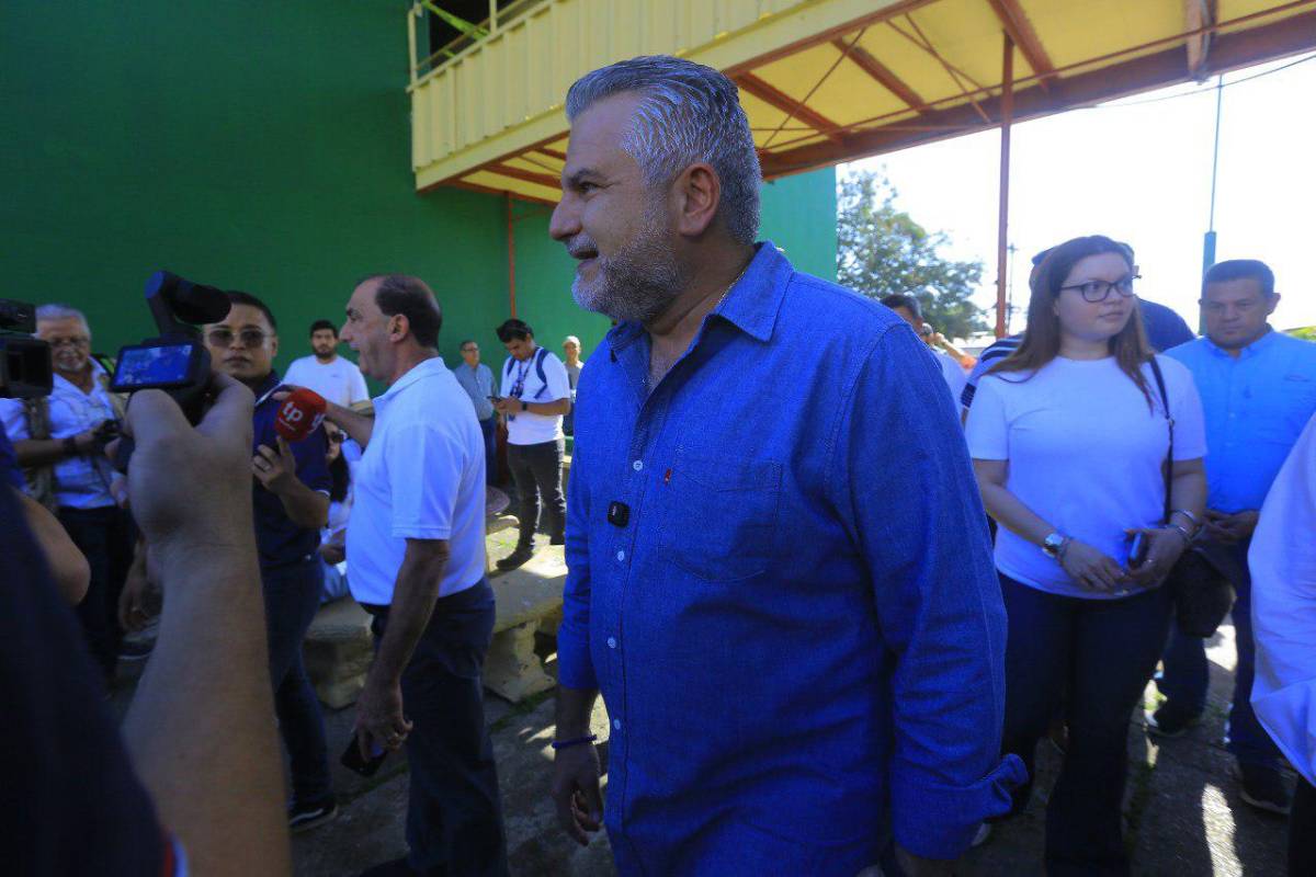 Así votó Junior Burbara, candidato a alcalde por SPS