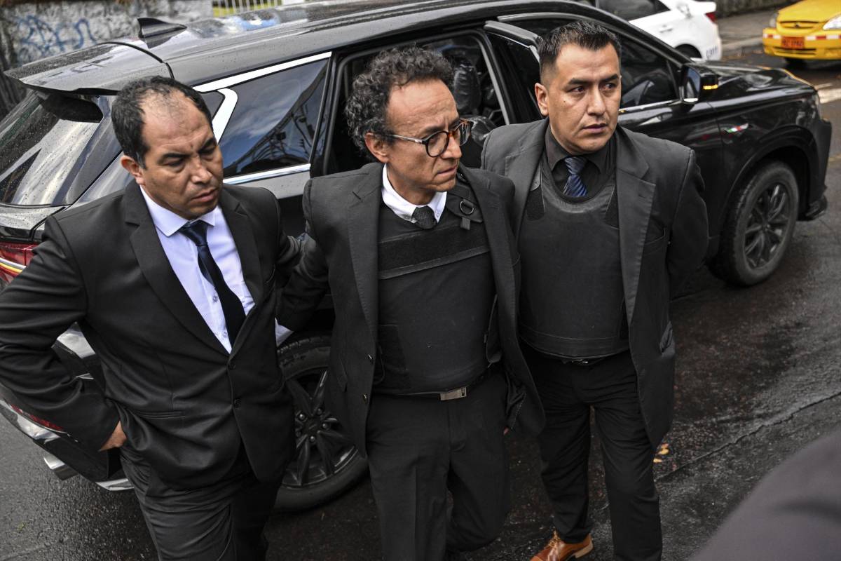 Zurita acusa a ente electoral de seguir la tarea de sicarios de silenciar a Villavicencio