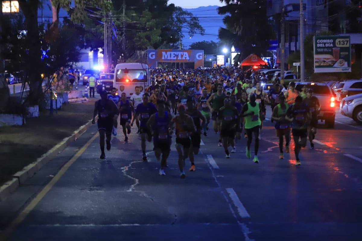 Más de 5,000 personas están participando en la 47 edición de la Maratón de LA PRENSA.
