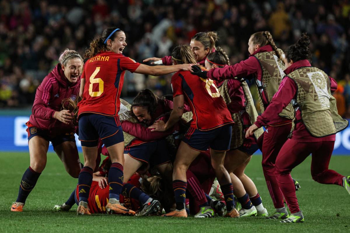 Mundial Femenino: España supera a Suecia y jugará su primera final