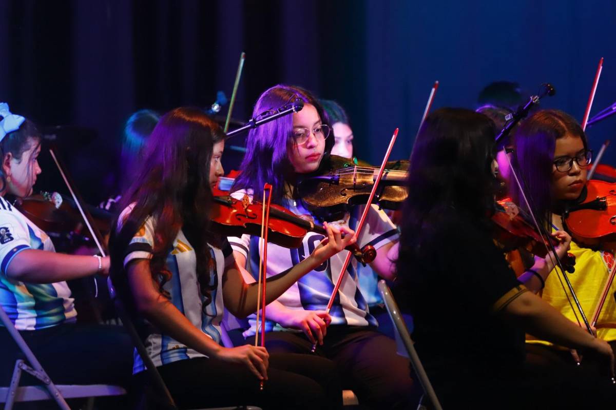 Con música y esperanza, Proyecto Uremu acerca a 40 jóvenes a su sueño internacional