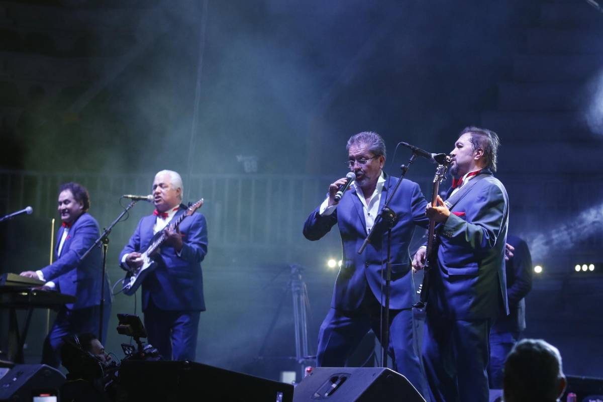 Los hondureños disfrutaron al máximo el show de Los Iracundos, Los Bríos y Los Terrícolas