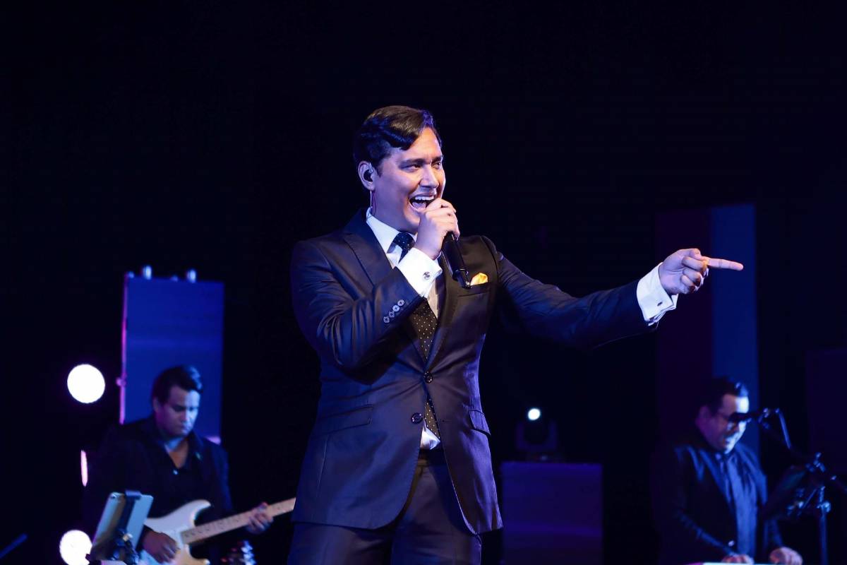 Música y sentimiento en concierto de Daniel Ochoa