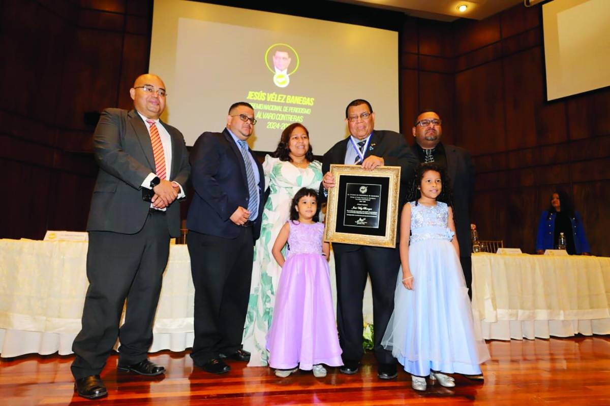 Jesús Vélez Banegas aboga por el respeto a la la libertad de expresión